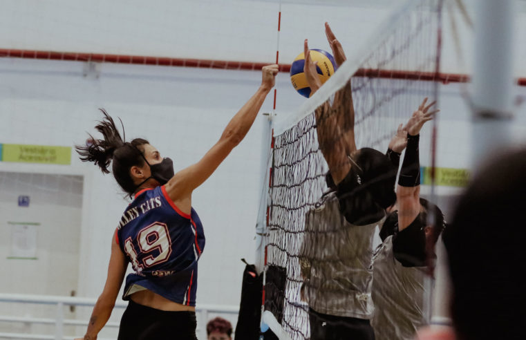 Campeonato de Vôlei Feminino tem rodadas neste domingo (31)