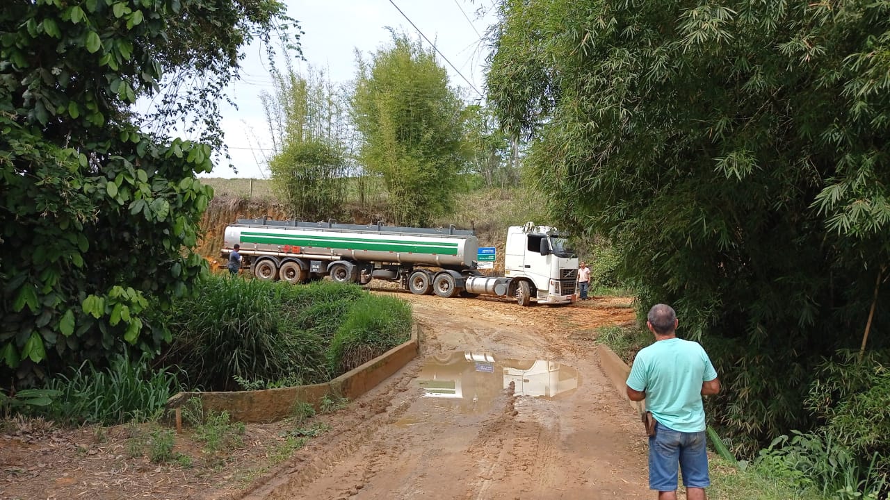 Operação Foco apreende cerca de 1.700 pneus e 35 mil litros de combustível em situação irregular
