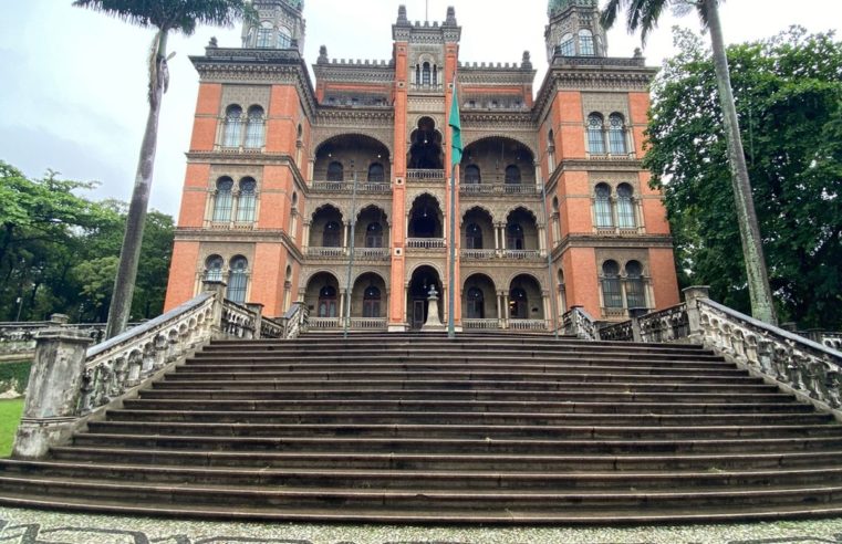 Passeio virtual apresenta a Fiocruz, o Castelo Encantado da Ciência, neste domingo, 17 de outubro