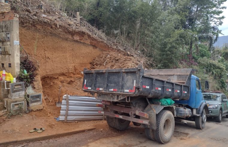 Após denúncia, polícia ambiental encontra extração ilegal de barro em Corrêas