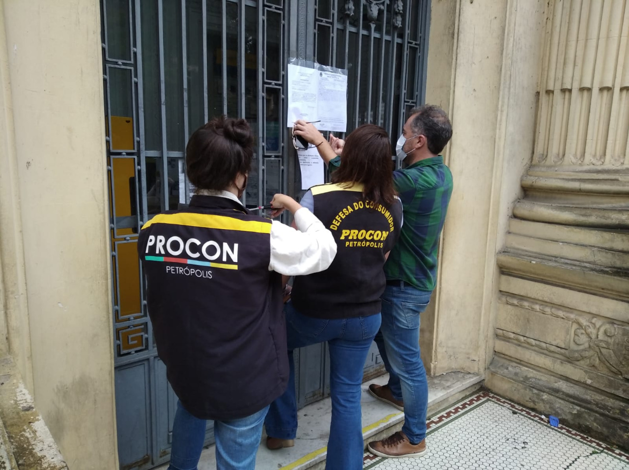 Procon intima agência dos Correios a retomar atividades
