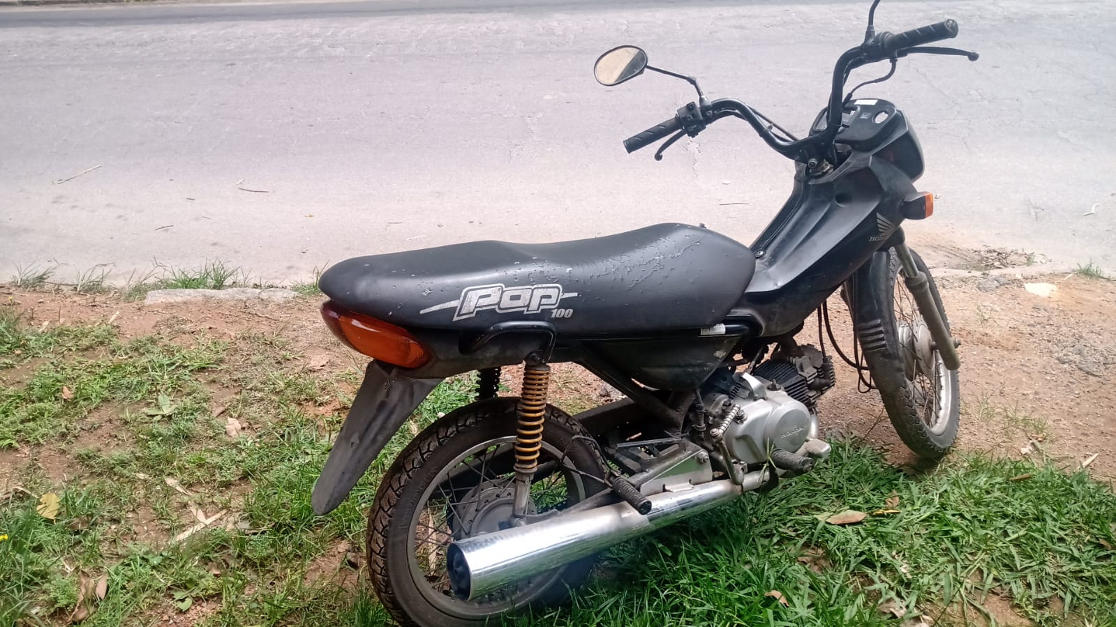 Motocicleta furtada é recuperada pela PM