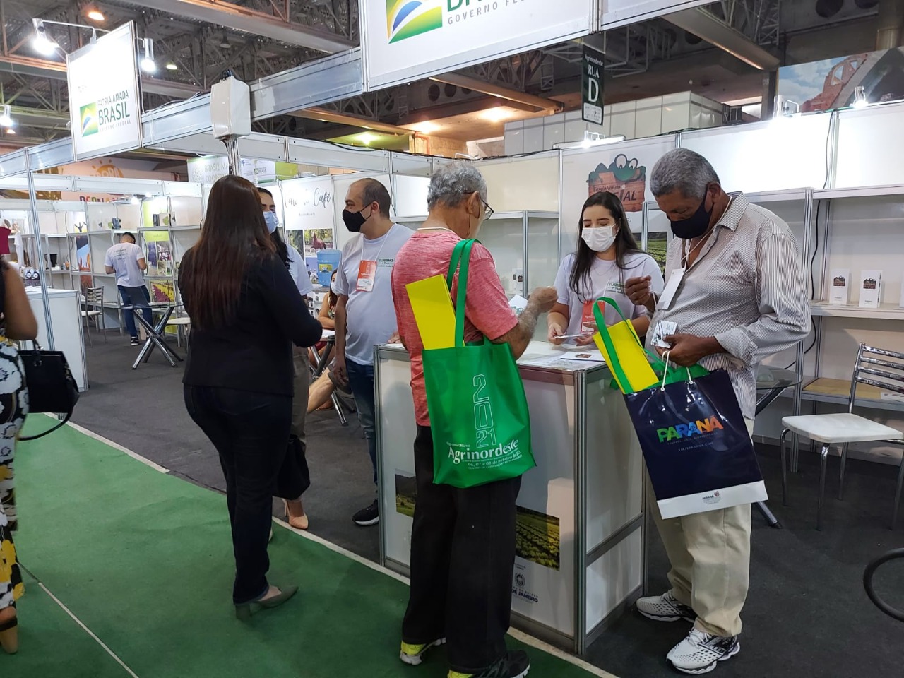 Turismo rural petropolitano é divulgado em feira do Nordeste