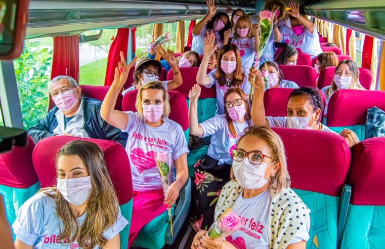 Projeto “Volte a Ser Feliz” leva vitoriosas do câncer de mama para passeio na Marina da Glória