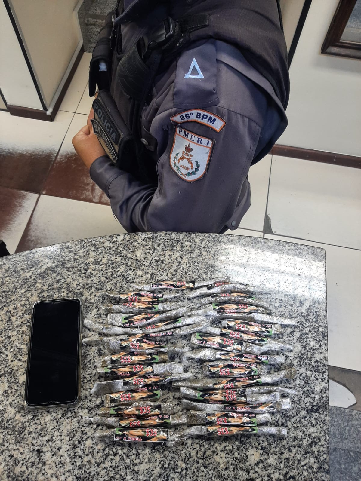 Homem é preso com drogas na Lajinha, em Itaipava