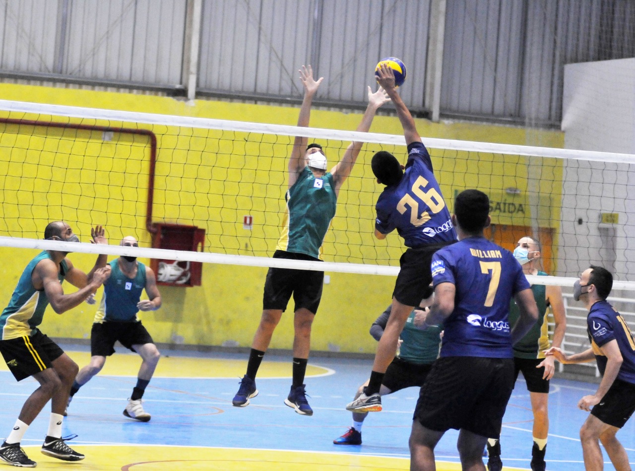 Com oito equipes, Campeonato de Vôlei Masculino começa em Petrópolis