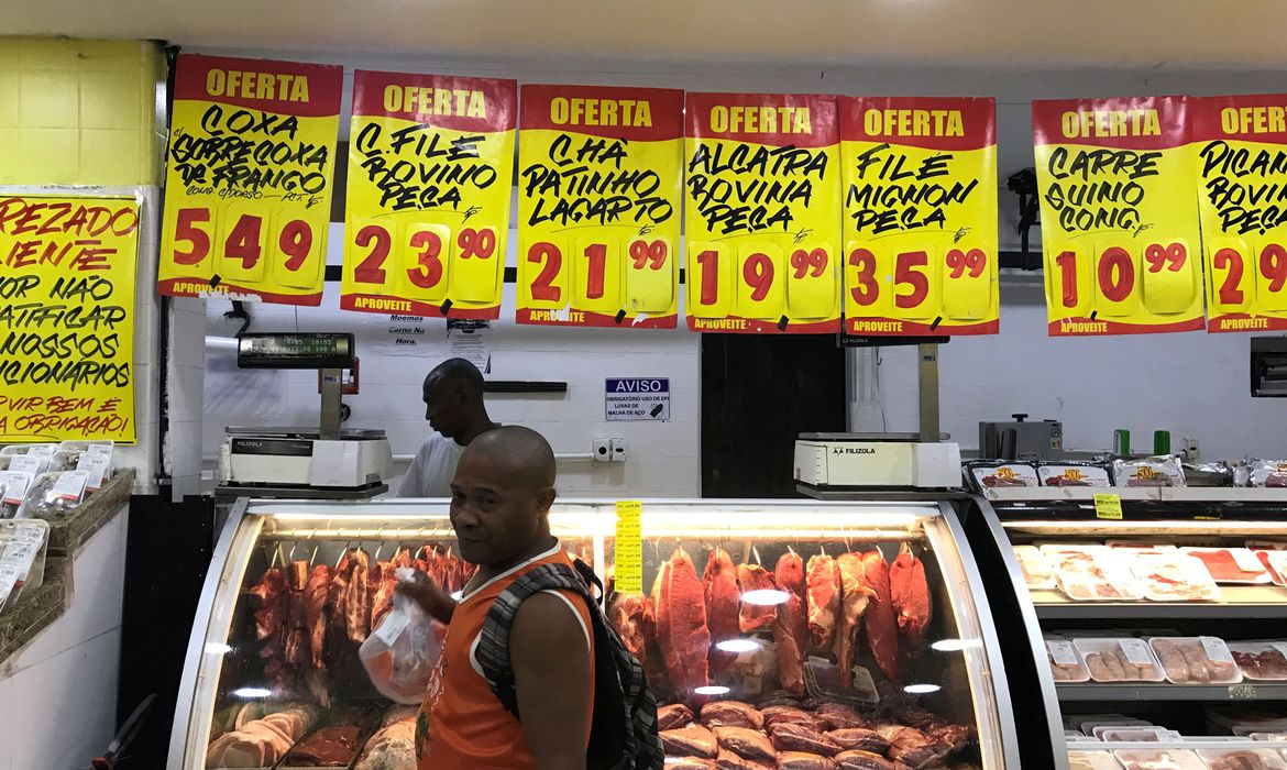 Consumo das famílias tem queda de 1,13% em setembro