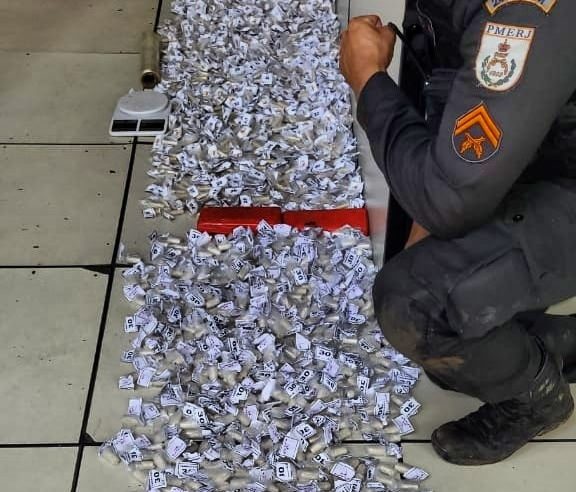 Polícia Militar apreende grande quantidade de drogas na Mosela