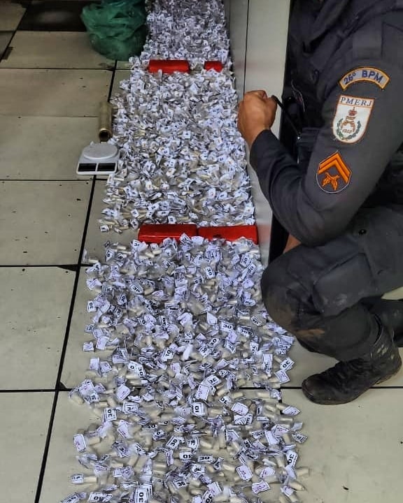 Polícia Militar apreende grande quantidade de drogas na Mosela