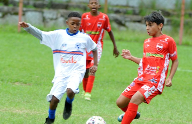 Futebol de Campo no Sub-11 tem semifinalistas definidos