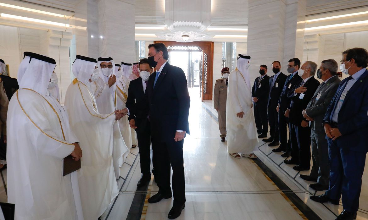 Ministro anuncia voo direto entre Doha e Rio de Janeiro