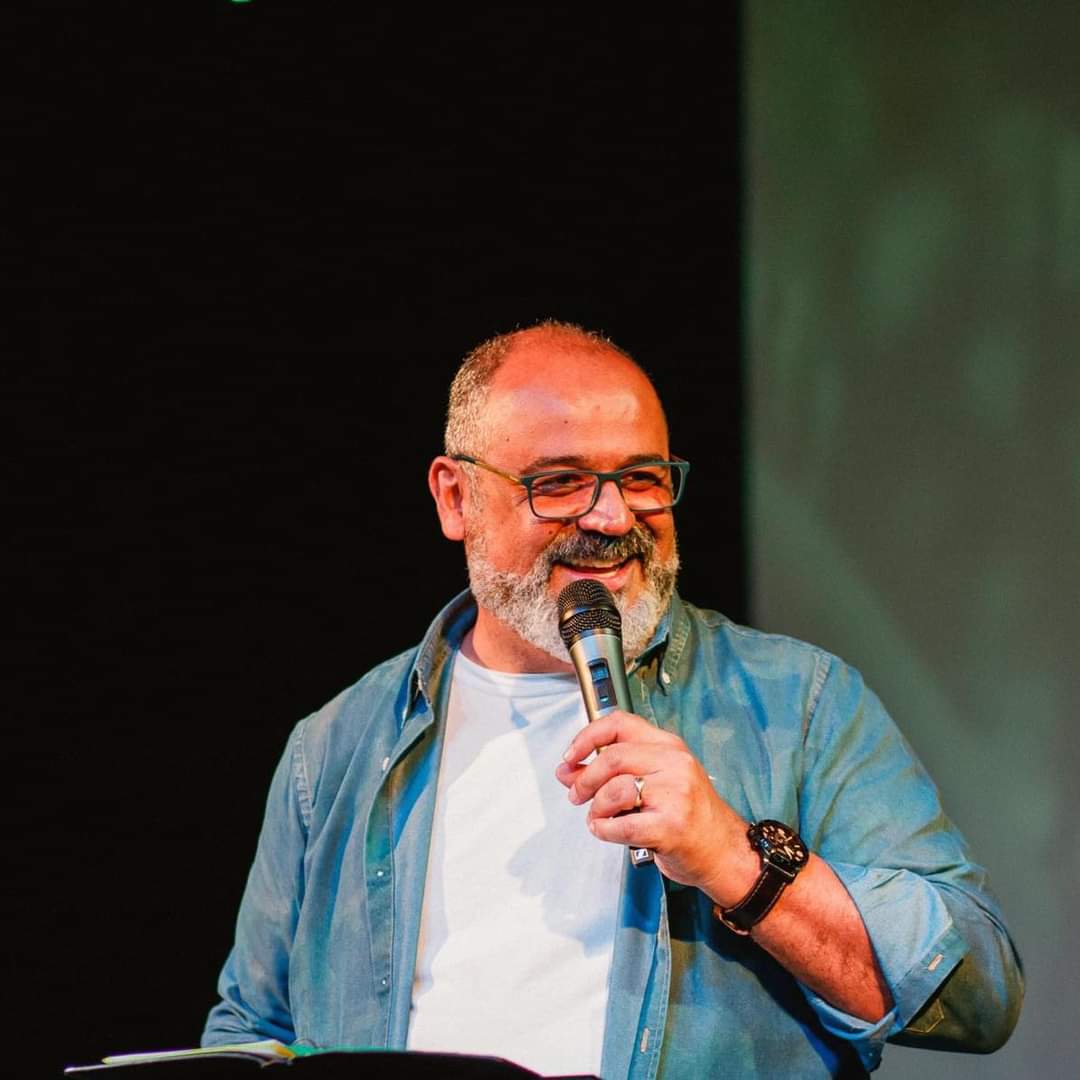 Após ficar internado em decorrência de acidente doméstico morre Pastor Vitor Claveland da Igreja Ministério Encontro de Vida