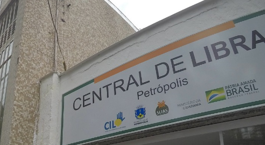 Petrópolis ganha novo espaço da Central de Libras