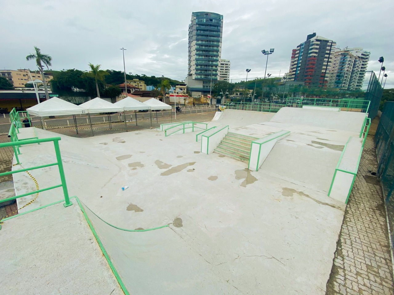 Prefeitura entrega pista de skate revitalizada