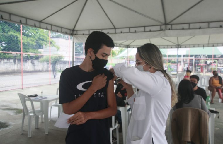 Nova Iguaçu vacina pessoas acima dos 12 anos nesta quinta-feira (4)