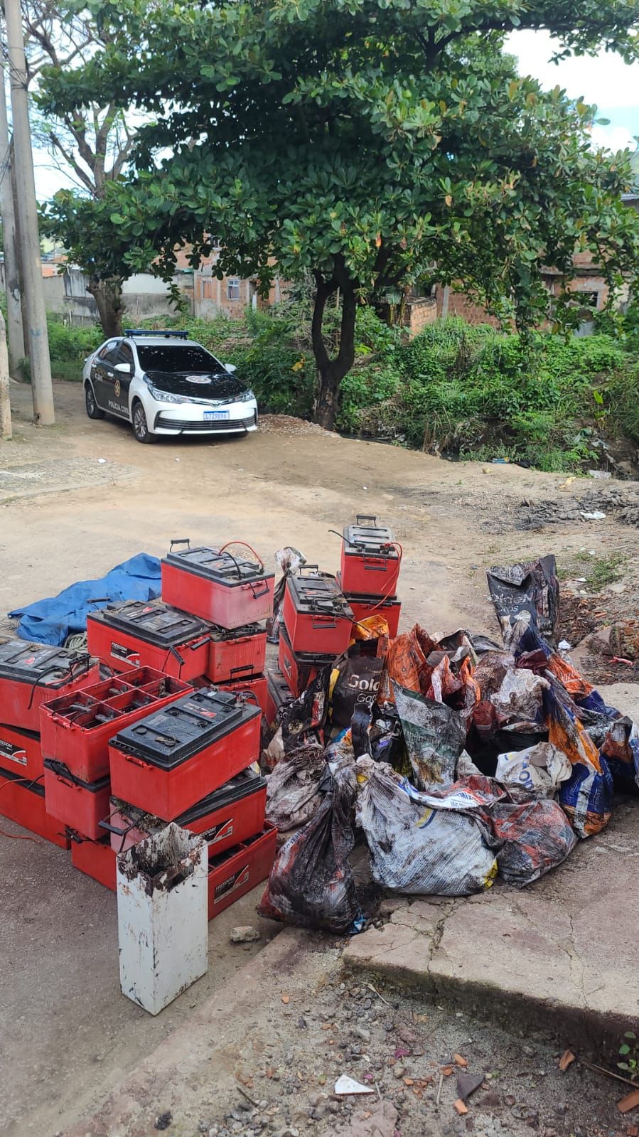 Polícia Civil apreende uma tonelada de material furtado de empresas de telecomunicações