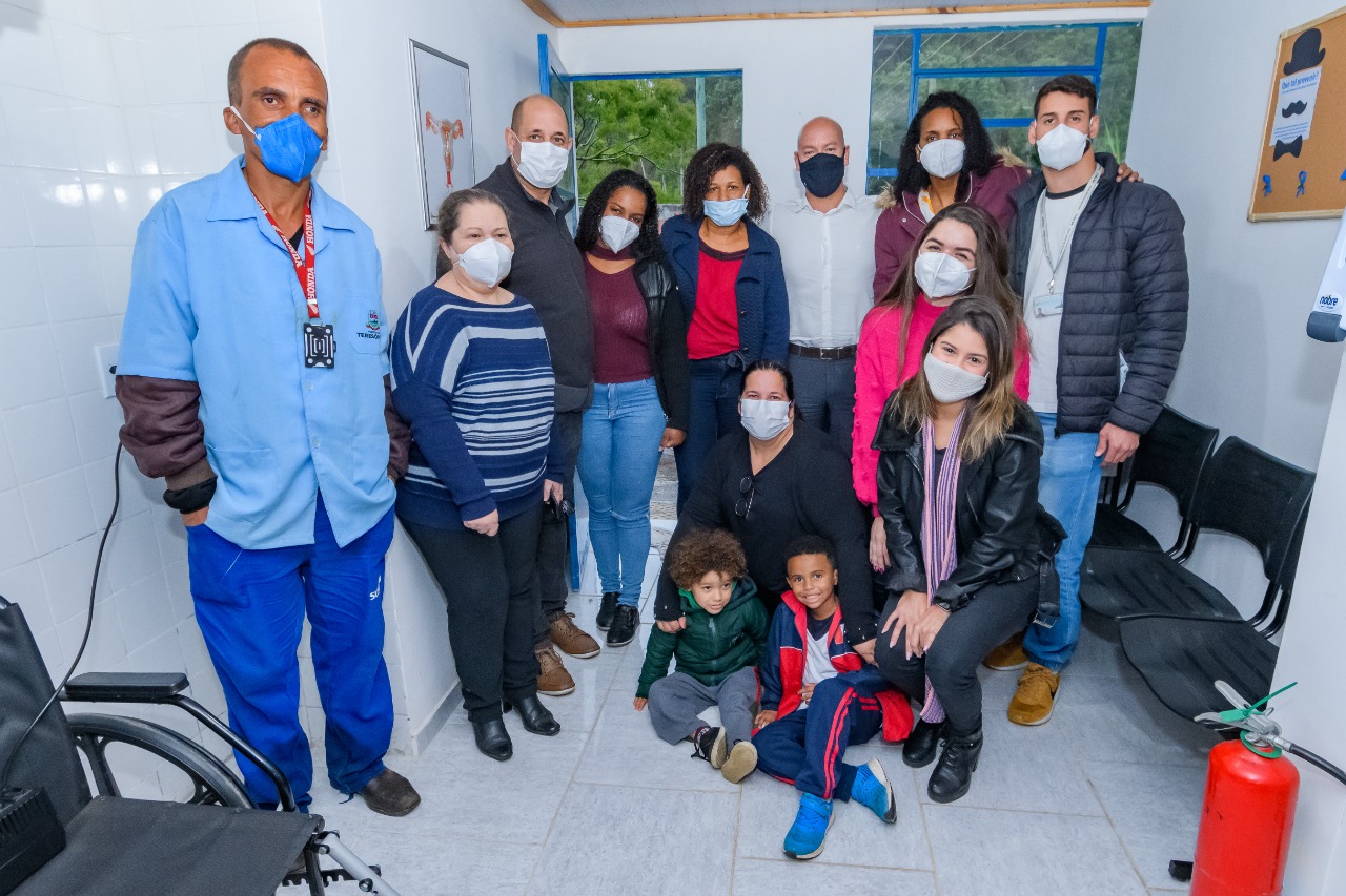Prefeito e Secretário de Saúde de Teresópolis visitam a Unidade de Atenção Primária à Saúde do Pimentel