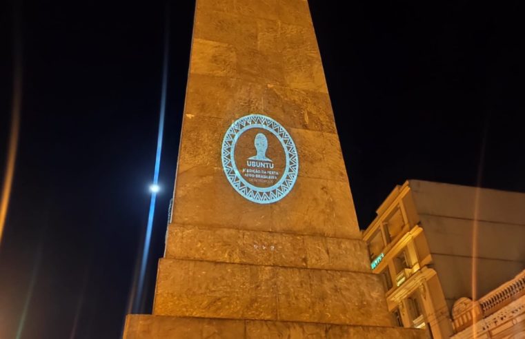 Heróis negros são homenageados com projeção no Obelisco