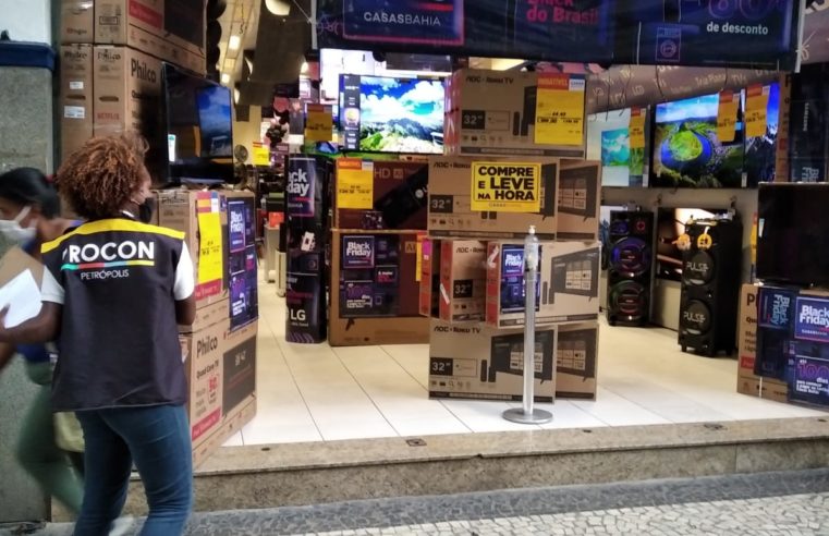 Procon fiscaliza vendas durante a Black Friday e reforça os direitos dos consumidores