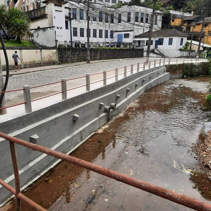 Prefeitura conclui obra de contenção na Coronel Duarte da Silveira