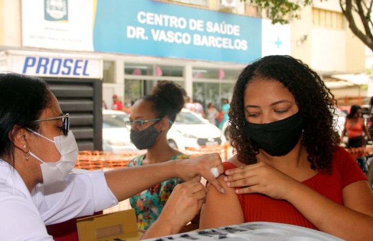 Nova Iguaçu vacina contra COVID-19 pessoas acima de 12 anos nesta quarta-feira (1º)