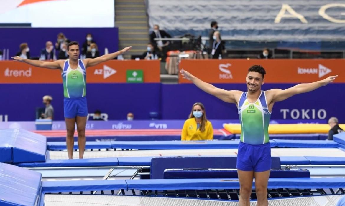 Rayan Dutra e Rafael Andrade avançam à final do Mundial de Trampolim: disputa acontece neste sábado