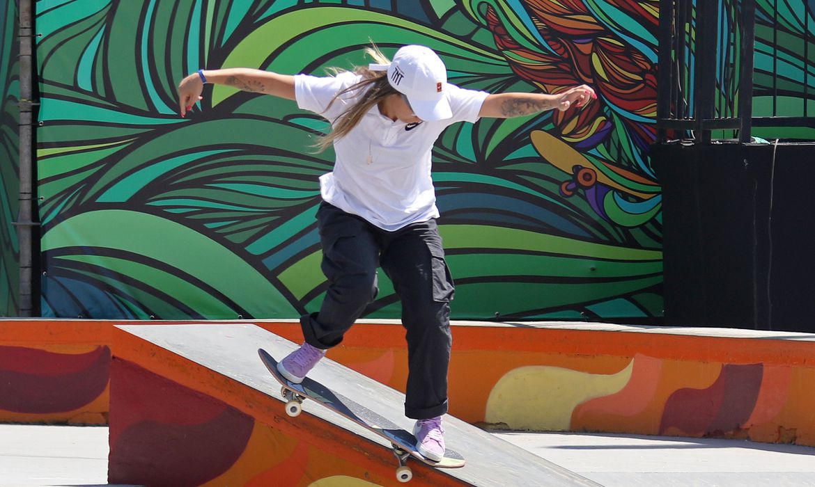 Brasil classifica mais três skatistas para final do Mundial de street