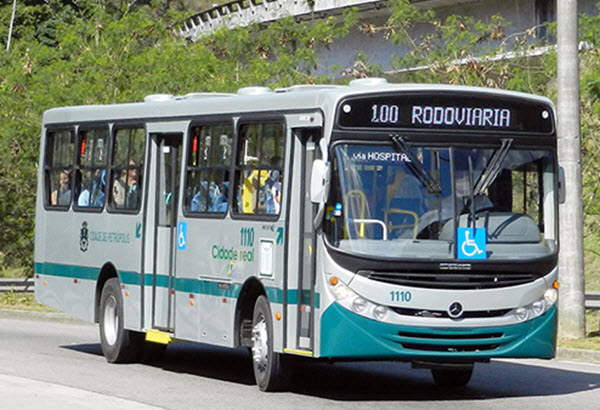 Chuva afeta a operação de 27 linhas de ônibus em Petrópolis