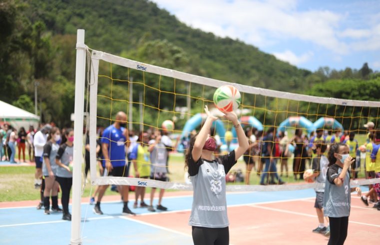 Natal Imperial: ações esportivas e ambientais são promovidas com o treinador Bernardinho, do vôlei