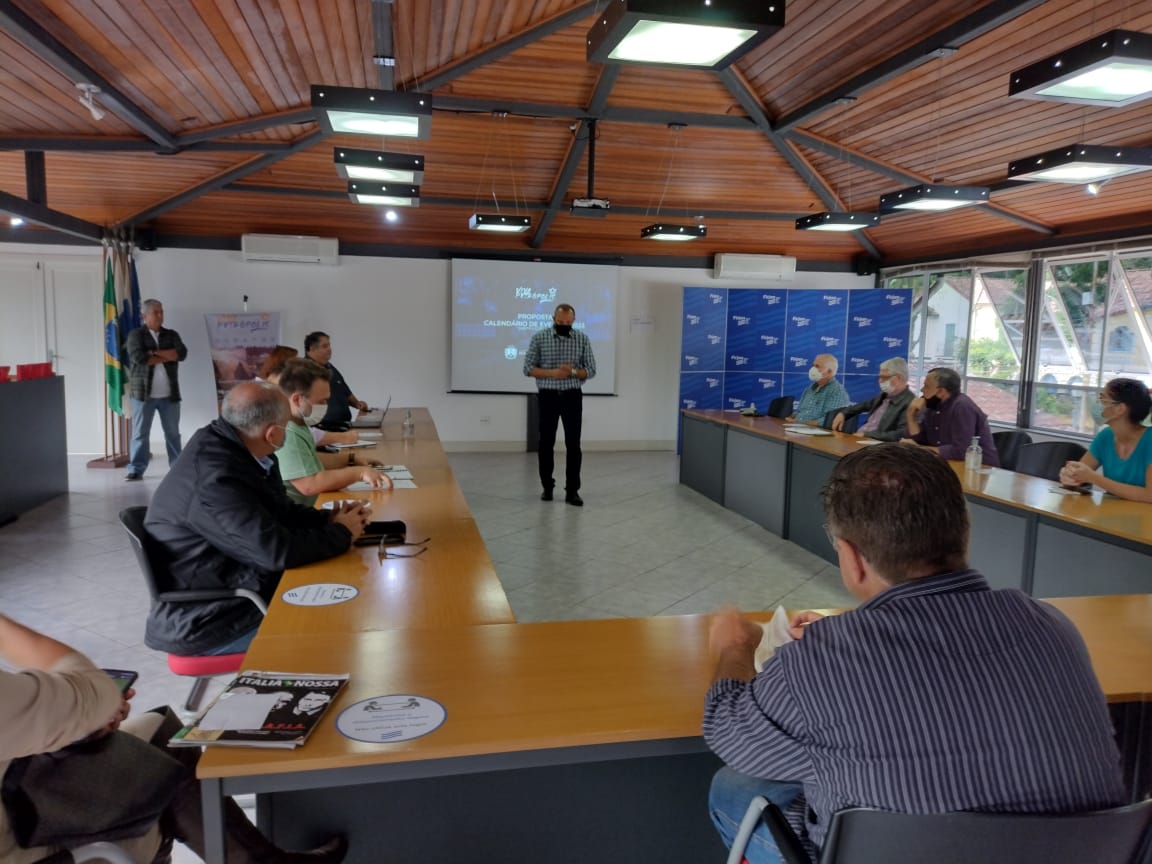 Prefeitura debate calendário de eventos de 2022 com a sociedade civil