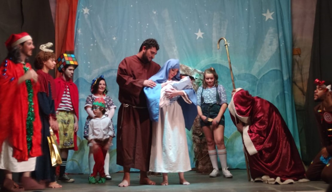 Projeto teatral “Uma Aventura de Natal” será apresentada no Parque Cremerie