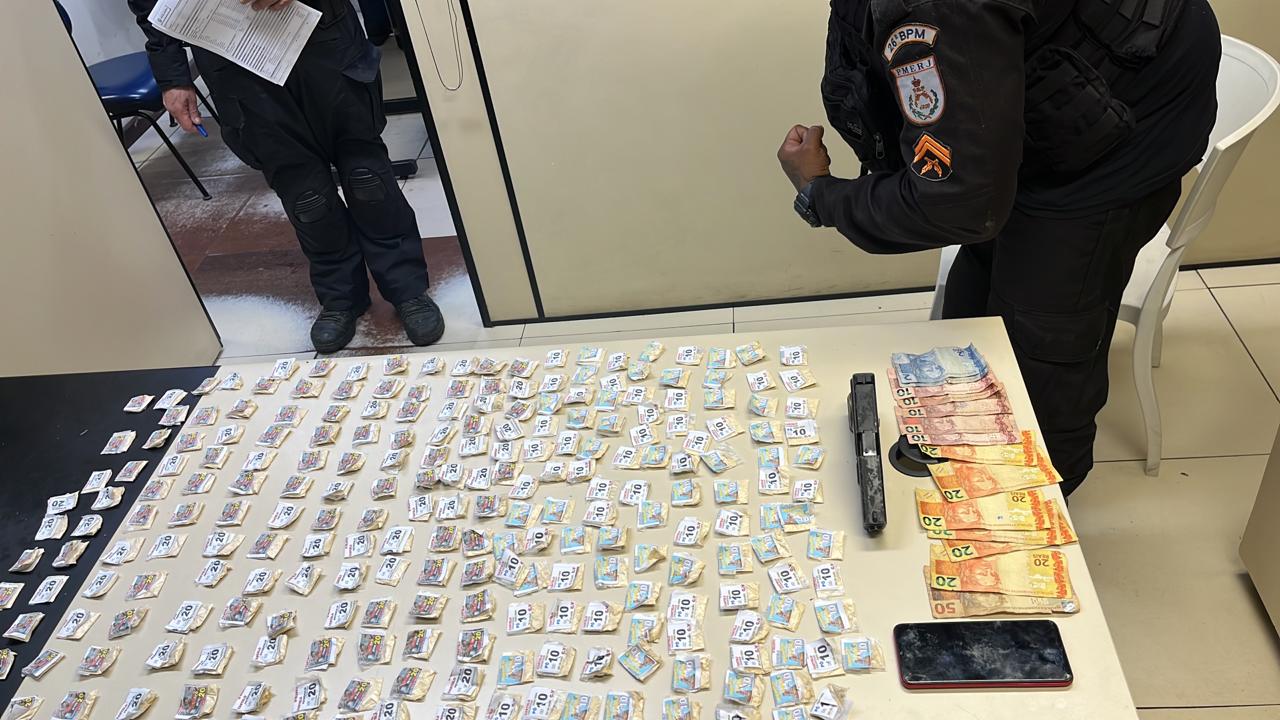 Homem é preso por tráfico de drogas em Corrêas