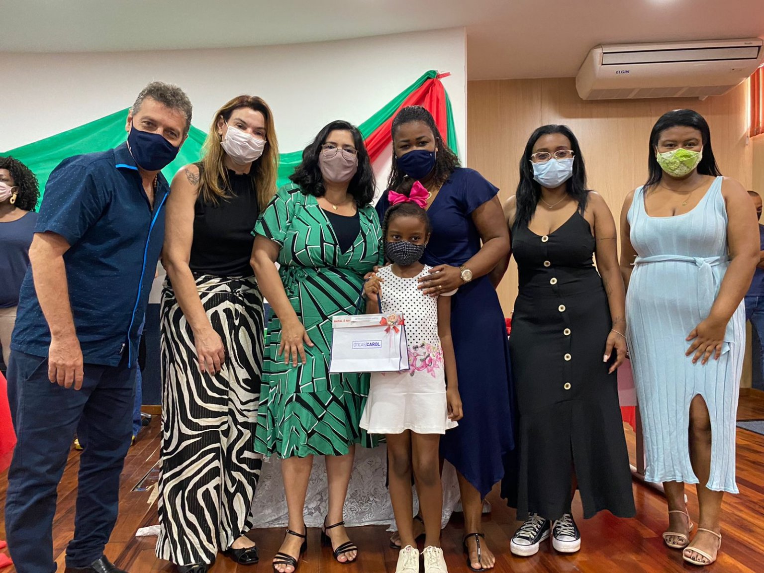 Prefeitura de Três Rios promove entrega de óculos gratuitos para alunos da Rede Municipal de Ensino