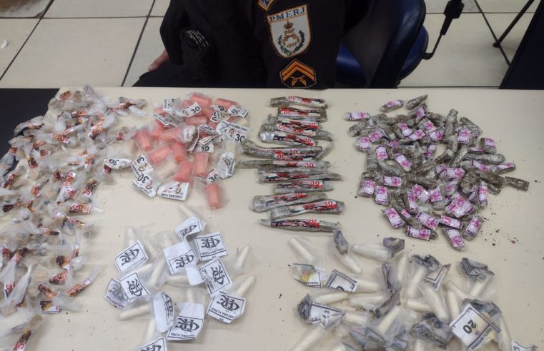 PM apreende drogas em banheiro desativado na escola Deise Eloi Gomes