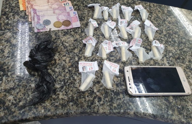 PM prende homem com cocaína em Petrópolis