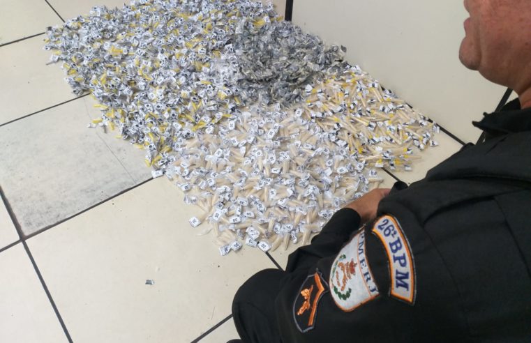 Mulher e adolescente são flagrados com mais de 8kg de cocaína no Duarte da Silveira