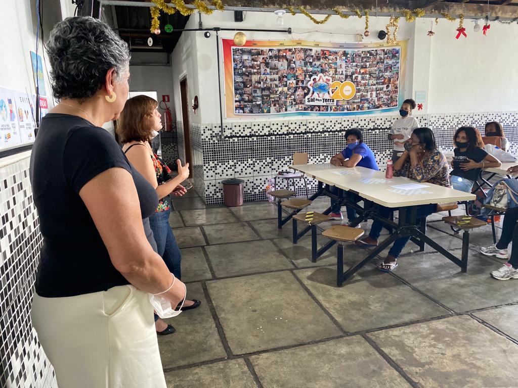 Primeiras turmas atendidas pelo Instituto Açucena se formam em Petrópolis