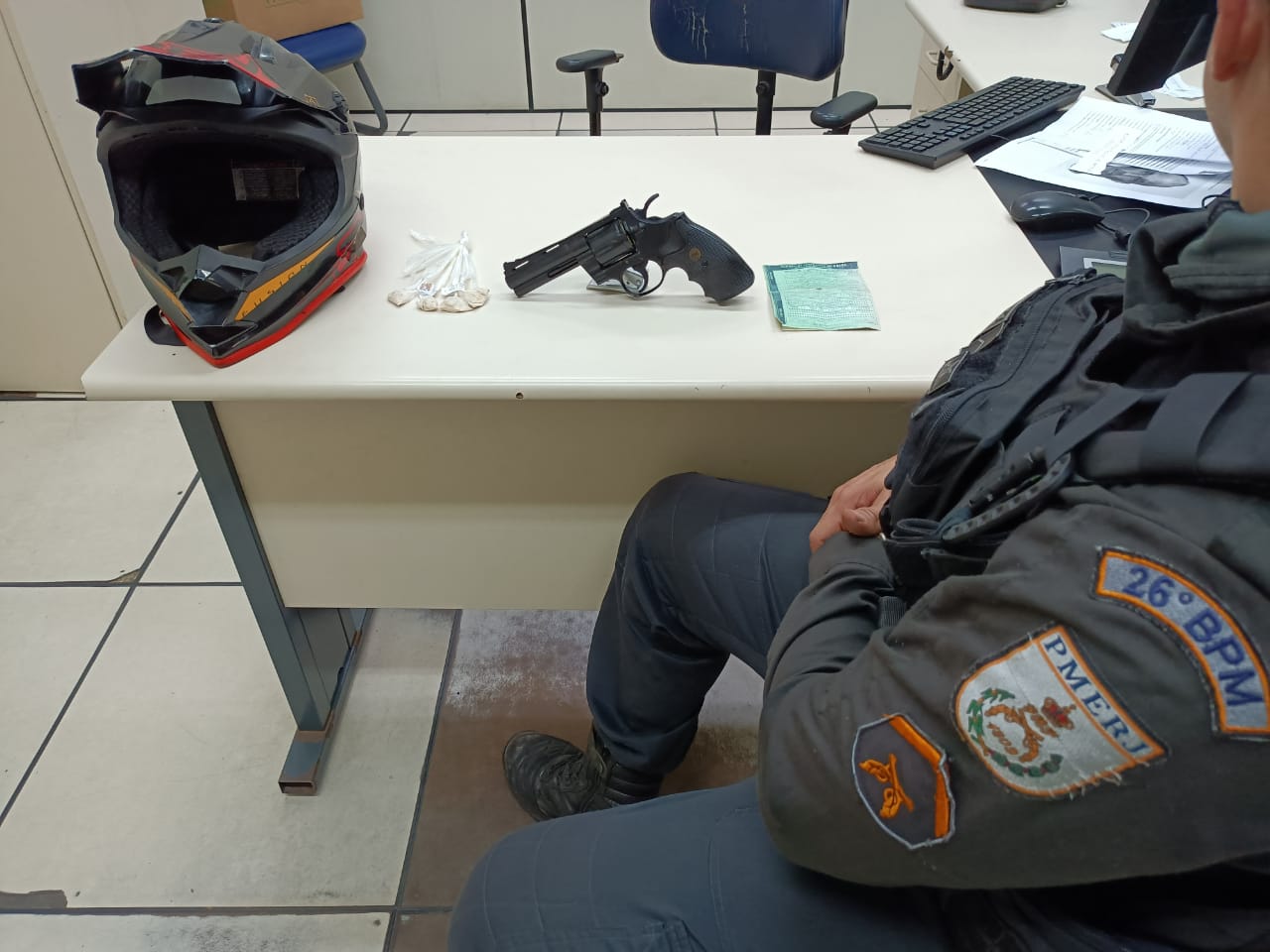 Homem acusado de roubo é preso no distrito da Posse