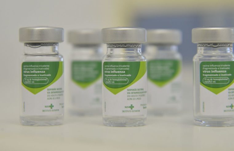 Petrópolis recebe 2.200 doses de vacina contra Influenza nesta quarta-feira (15)