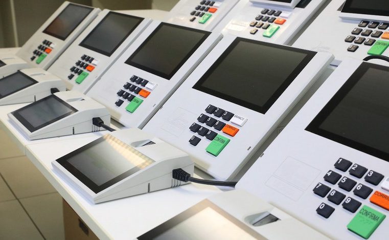 TSE apresenta novo modelo de urna eletrônica para eleições de 2022