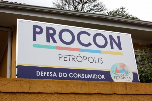 Parceria entre Procon e Banco do Brasil ajuda no pagamento de dívidas em Petrópolis