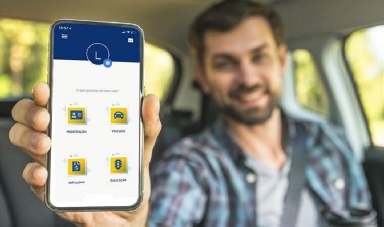 Multas de trânsito: indicação de real infrator já pode ser feita pelo celular