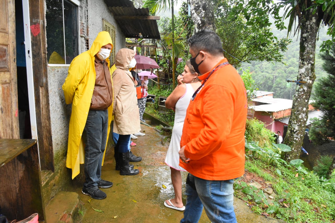 Defesa Civil mantém pontos de apoio abertos para o acolhimento da população de áreas de risco, em caso de emergência