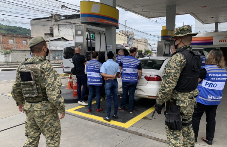 Procon-RJ lacra bombas de combustíveis em operação de fiscalização em todo estado