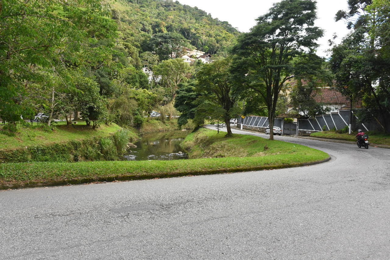 Lâmpadas de led serão instaladas em todo o parque de iluminação pública da Avenida Barão do Rio Branco