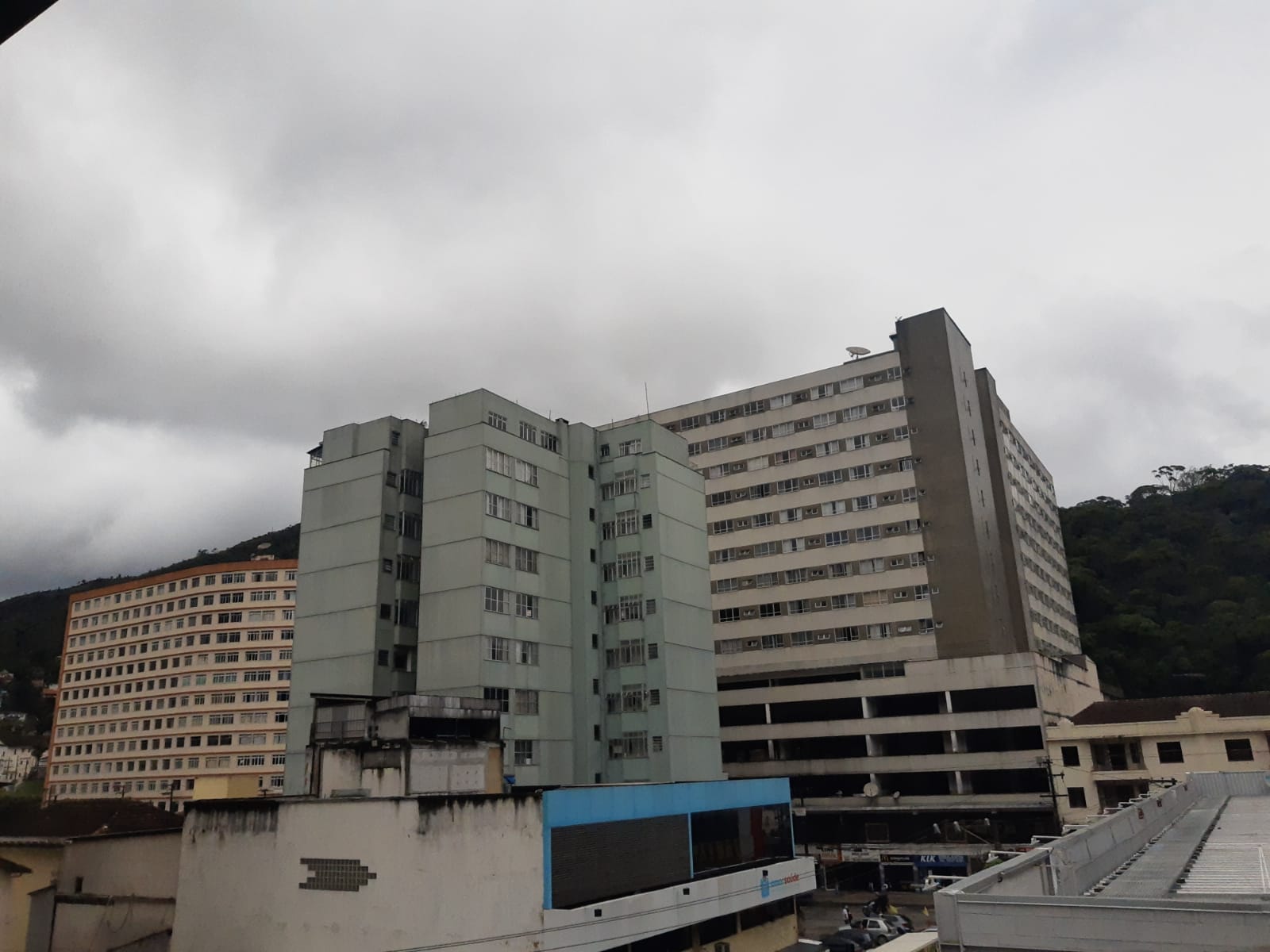 Quinta-feira será chuvosa em Petrópolis