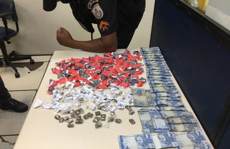 Operação policial apreende cocaína, crack e maconha no Quitandinha