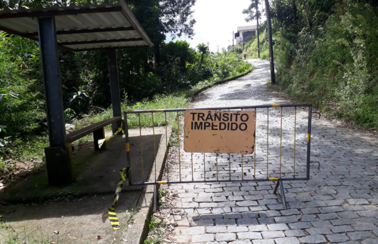 Seis linhas de ônibus estão com a operação comprometida em Petrópolis