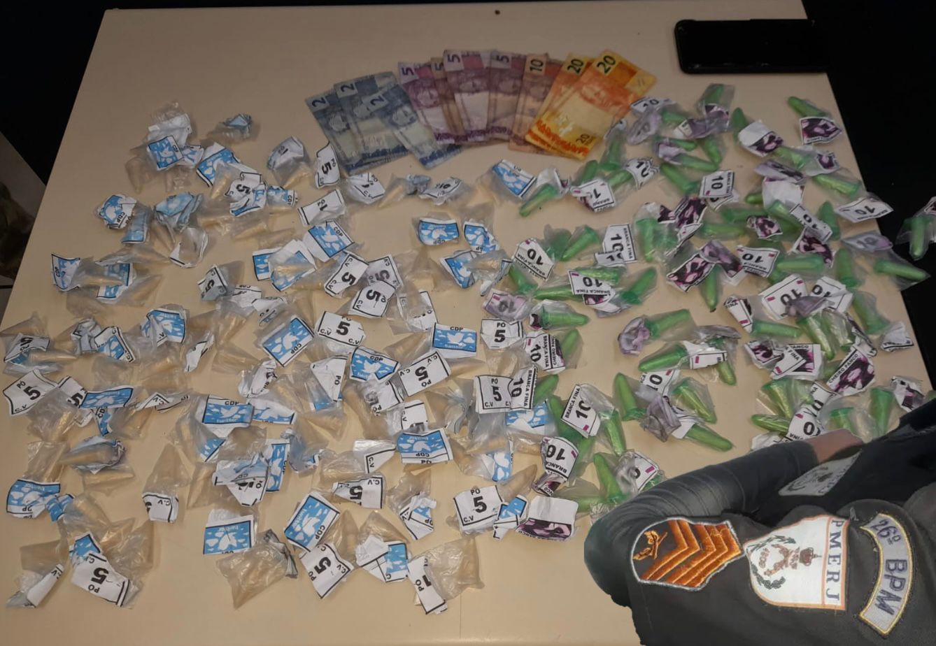 Homem é preso com cocaína no Bairro Esperança