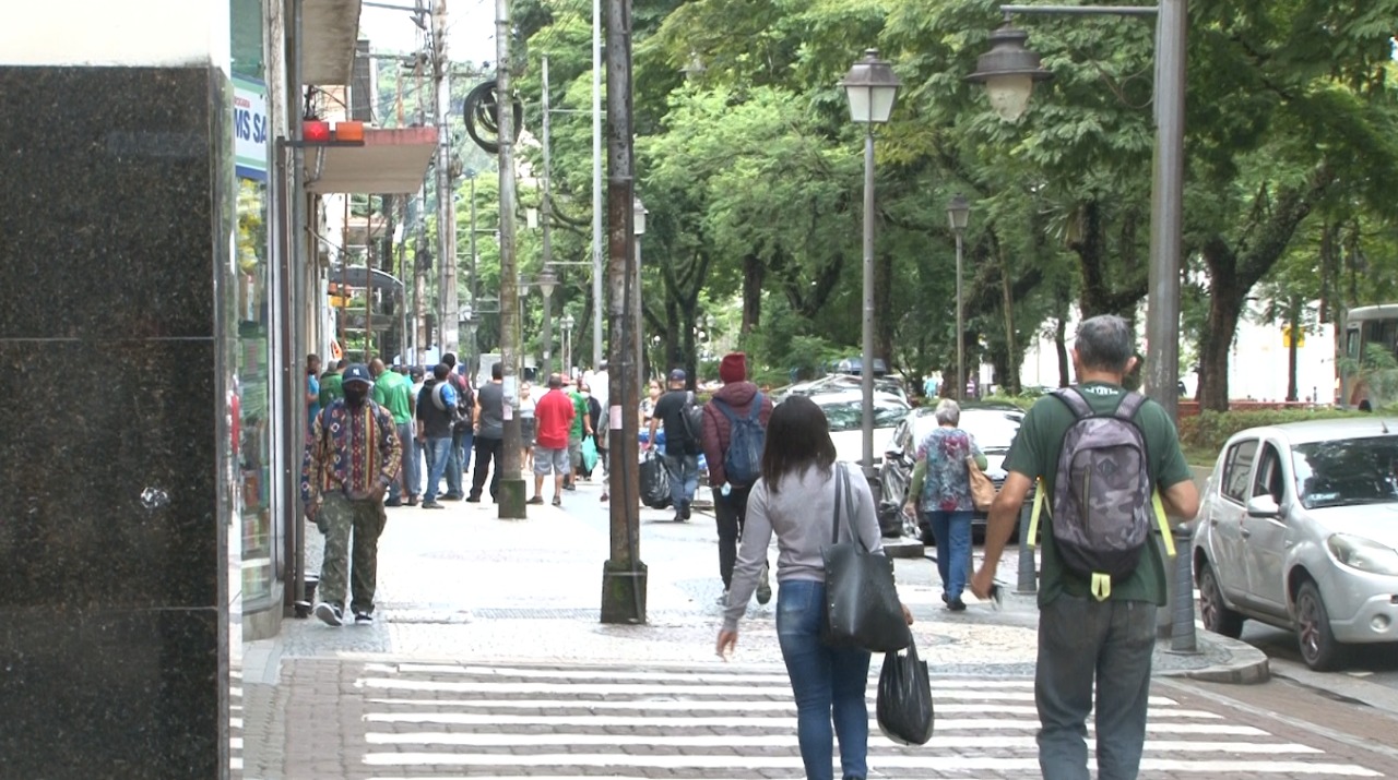 Em Petrópolis 18.880 pessoas não tomaram a primeira dose da vacina contra covid-19